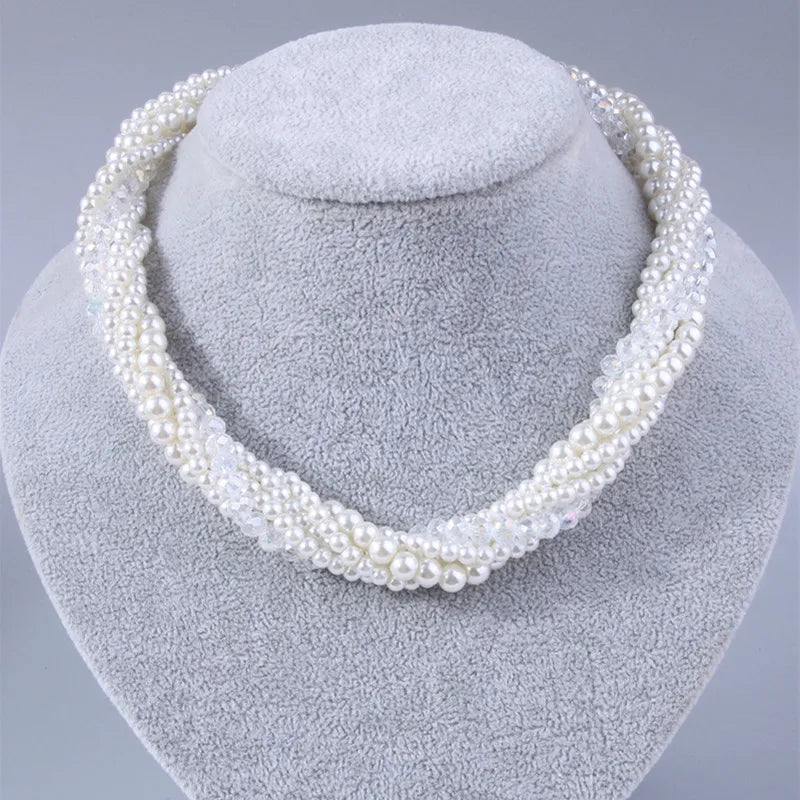 Women's Multilayer Choker Necklace with Imitation Pearls Beads Chunky Collier Bijoux Fashion Jewelry Accessory